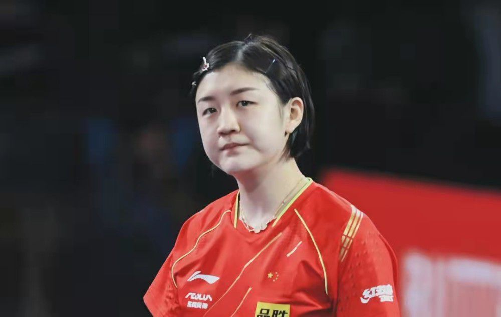 罗马诺在今天的专栏中谈到了格列兹曼，直接指出法国球星只想留在马德里竞技，和曼联没有联系。
